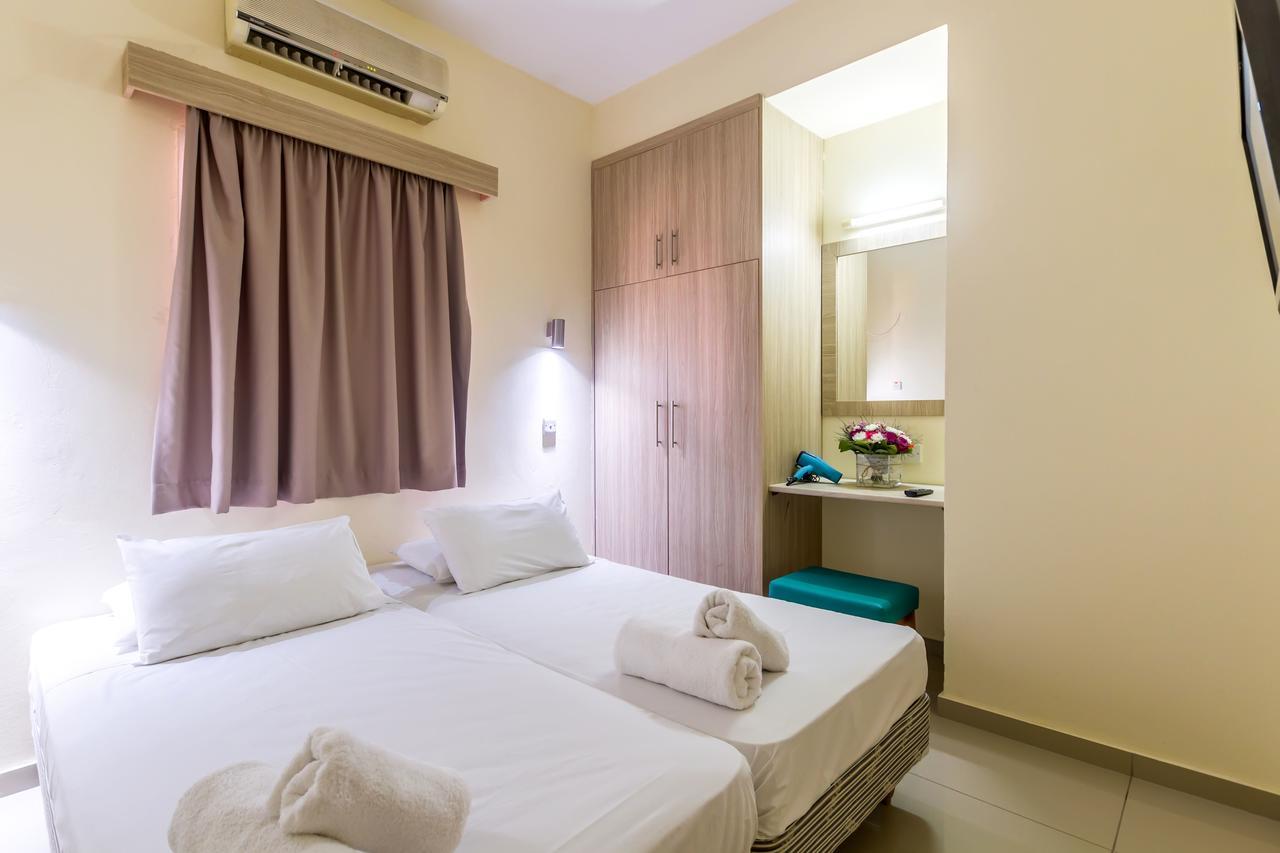 Two-Bedroom Apartment with Terrace - Annex